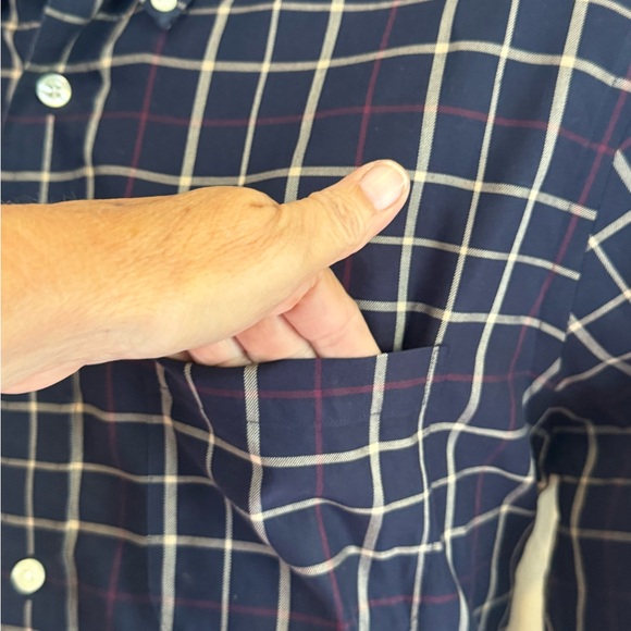 I-6 Men’s Brooks Brothers Black Cream & Red Plaid Dress Shirt Size L - Picture 6 of 16